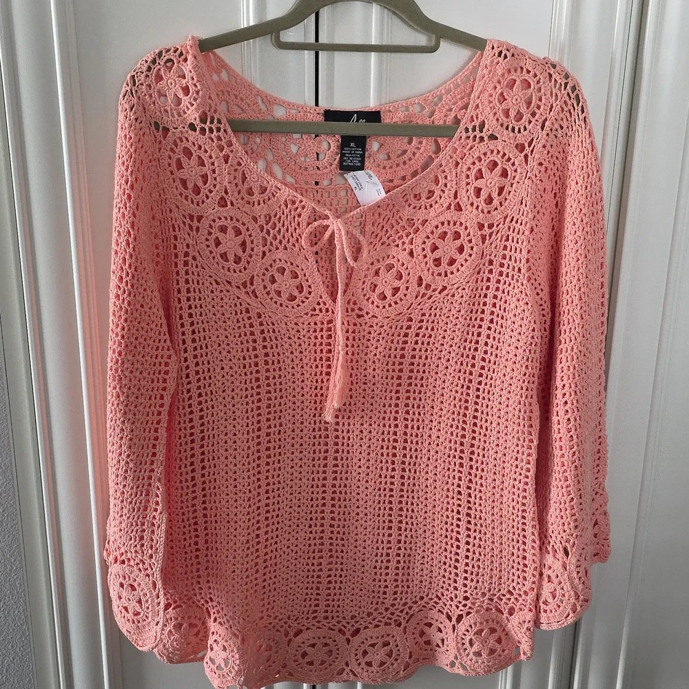 NWT ALLEGRA | Crochet Top L/XL - Picture 4 of 7